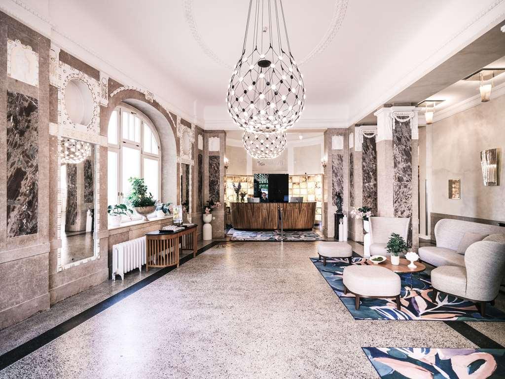 Falkensteiner Spa Resort Mariánské Lázně Interior foto The lobby of the hotel